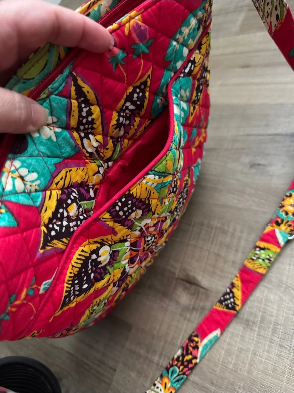 Vera Bradley Bohemian Blooms Triple Zip Hipster Crossbody Retired Floral